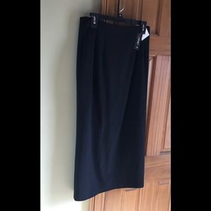 Maxi skirt, NWT black